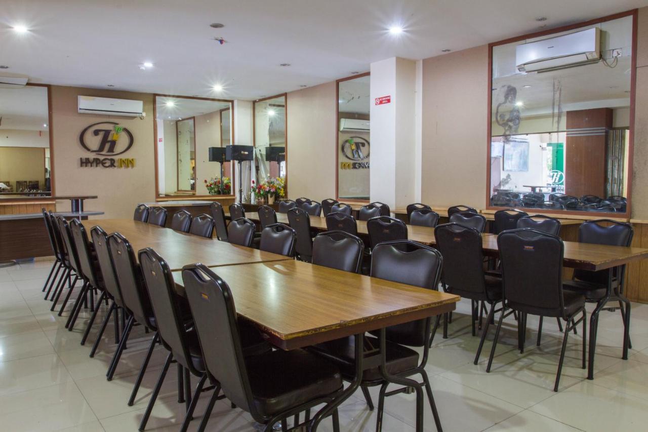 Hotel Reddoorz @ Paskal Hyper Square Bandung Exterior foto